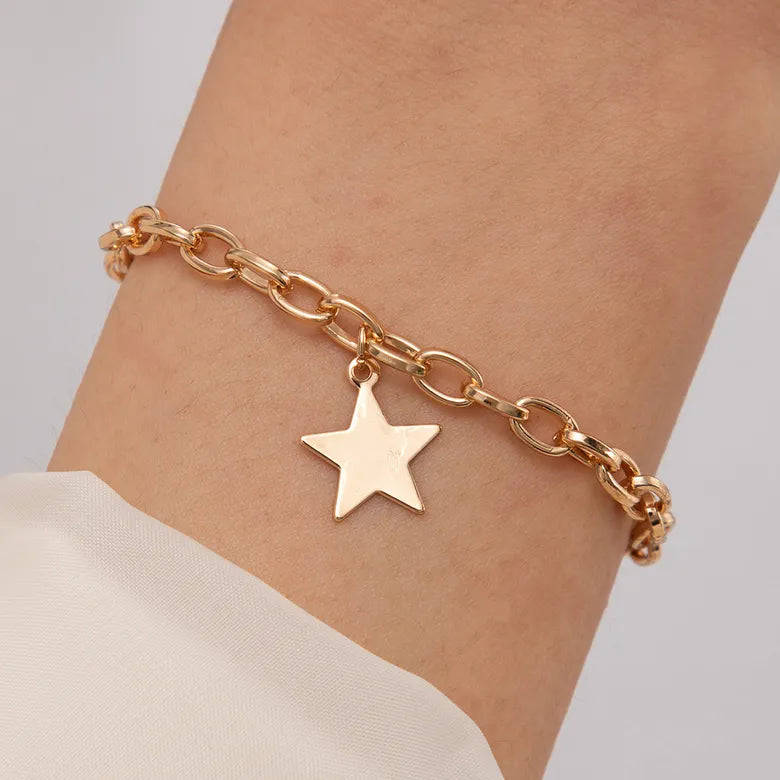 Gold star bracelet