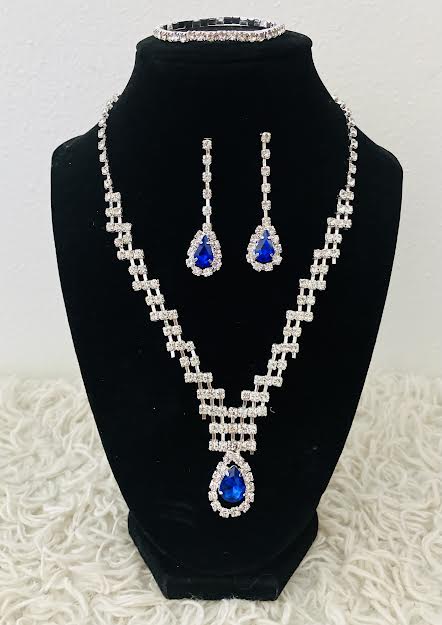 Royal blue pendant set